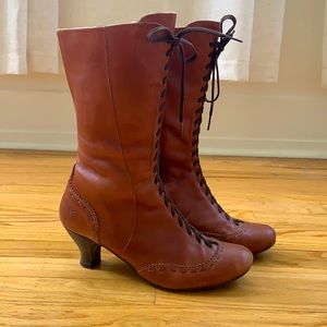 Victorian Style Lace-Up Leather Boots